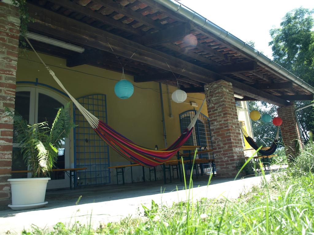 Ostello Del Po Saluzzo Buitenkant foto